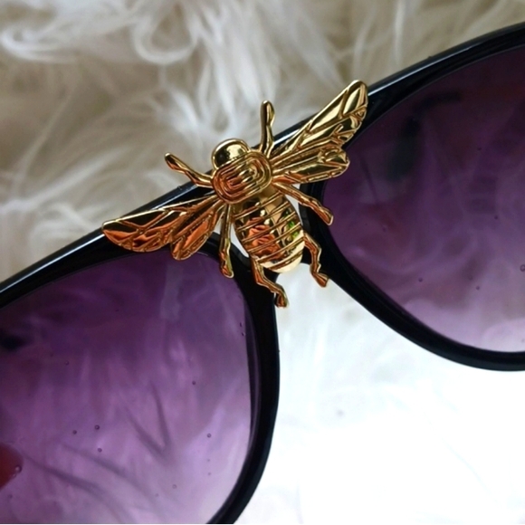 GUCCI sunglasses - Picture 1 of 4